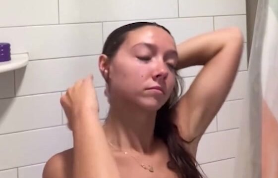 Crazyjamjam Onlyfans Leak – Show Of Nipples Pink